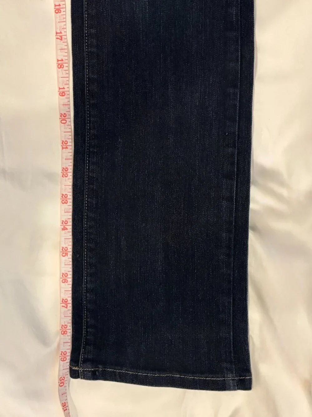 Paige Jeans Skyline 26? - Picture 12 of 13